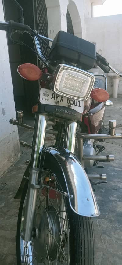 Honda 125 Panjab number total jenven 03014408306