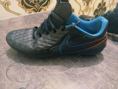 Nike Tiempo Legend 8