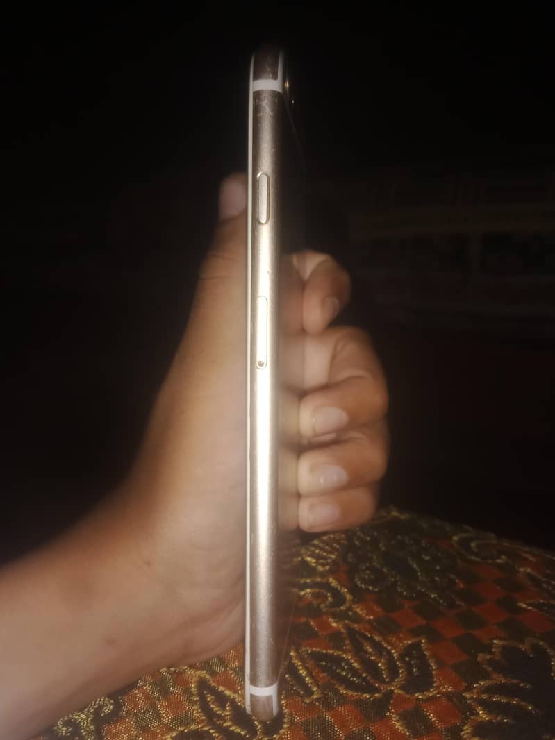 Apple iPhone 6 Plus 2