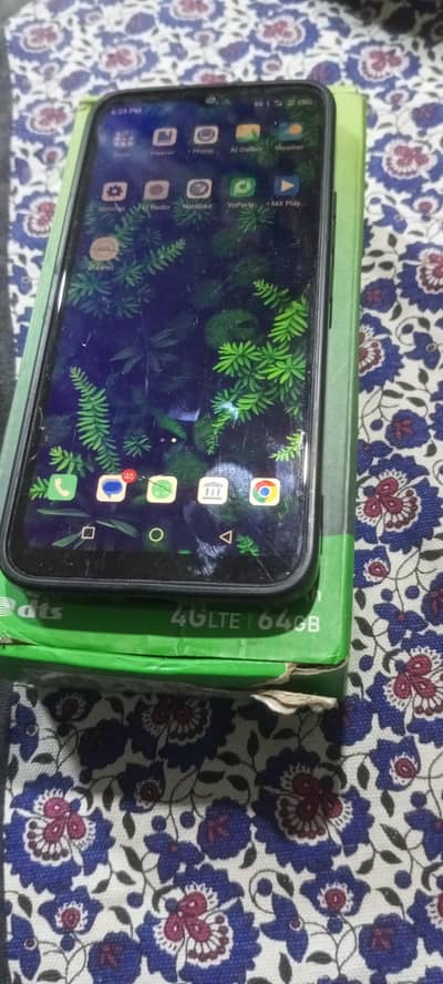 Infinix Smart 6  64/3 with box &cable