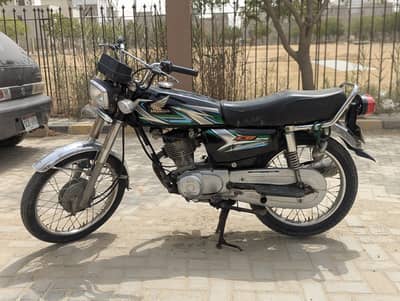 Honda CG 125 2023