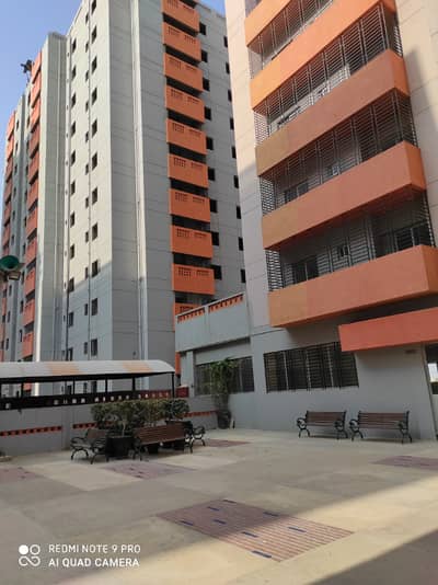 5 Rooms Apartment In Grey Noor Tower Scheme 33