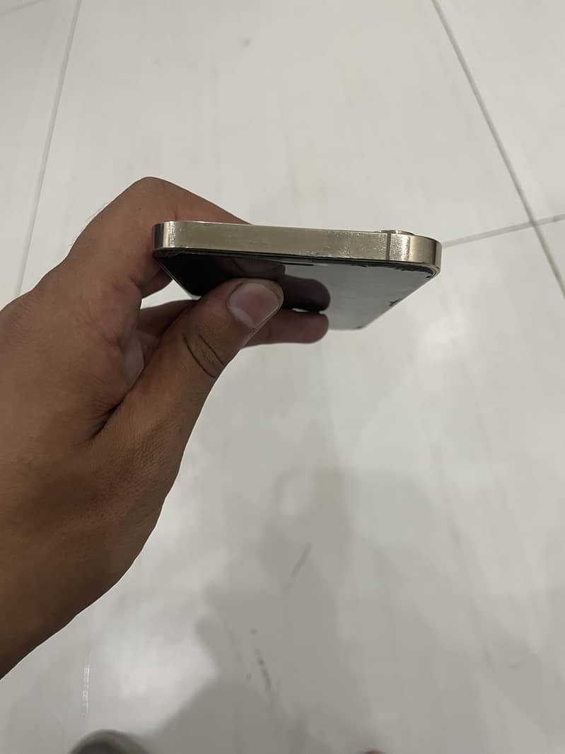 Apple iPhone 12 Pro Max 8
