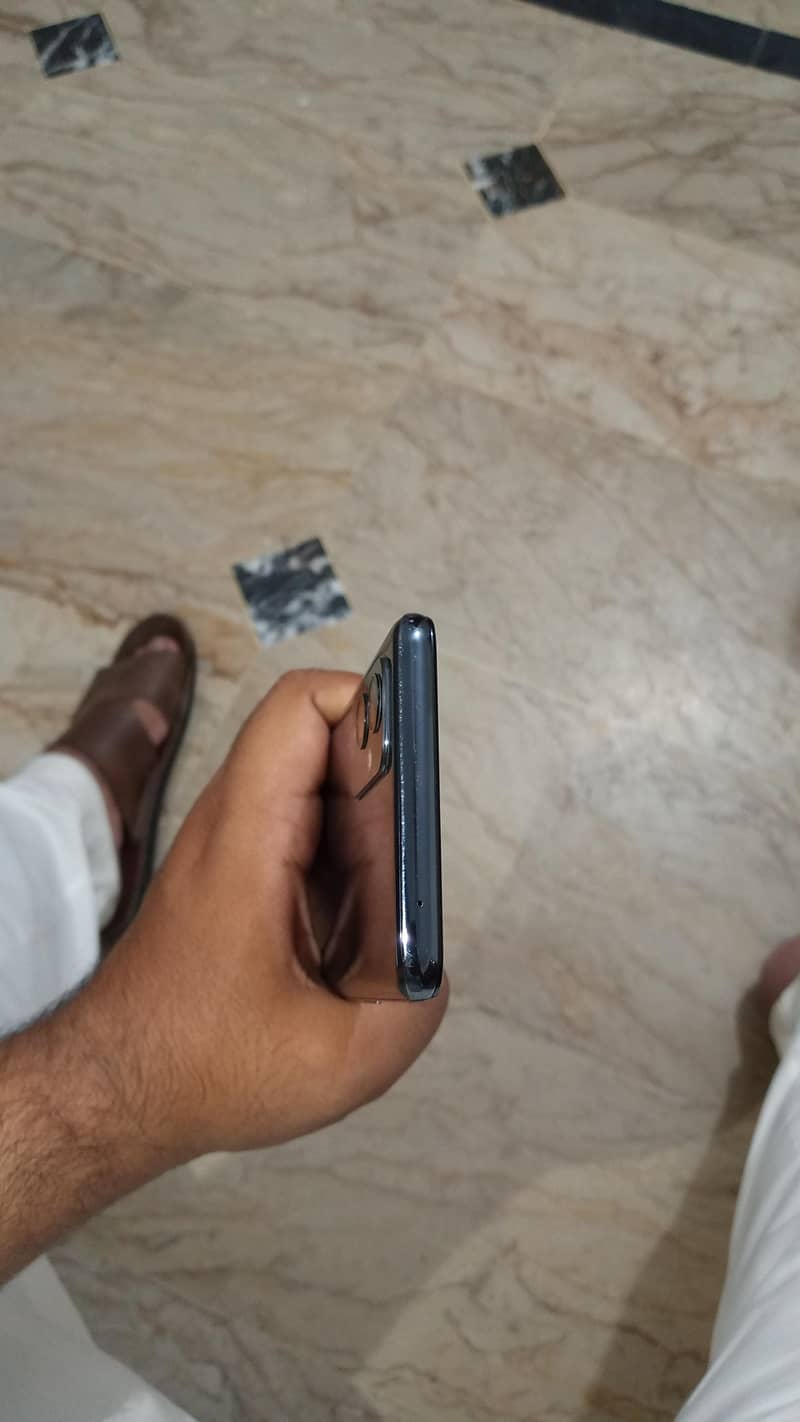 One Plus 9 5g 5