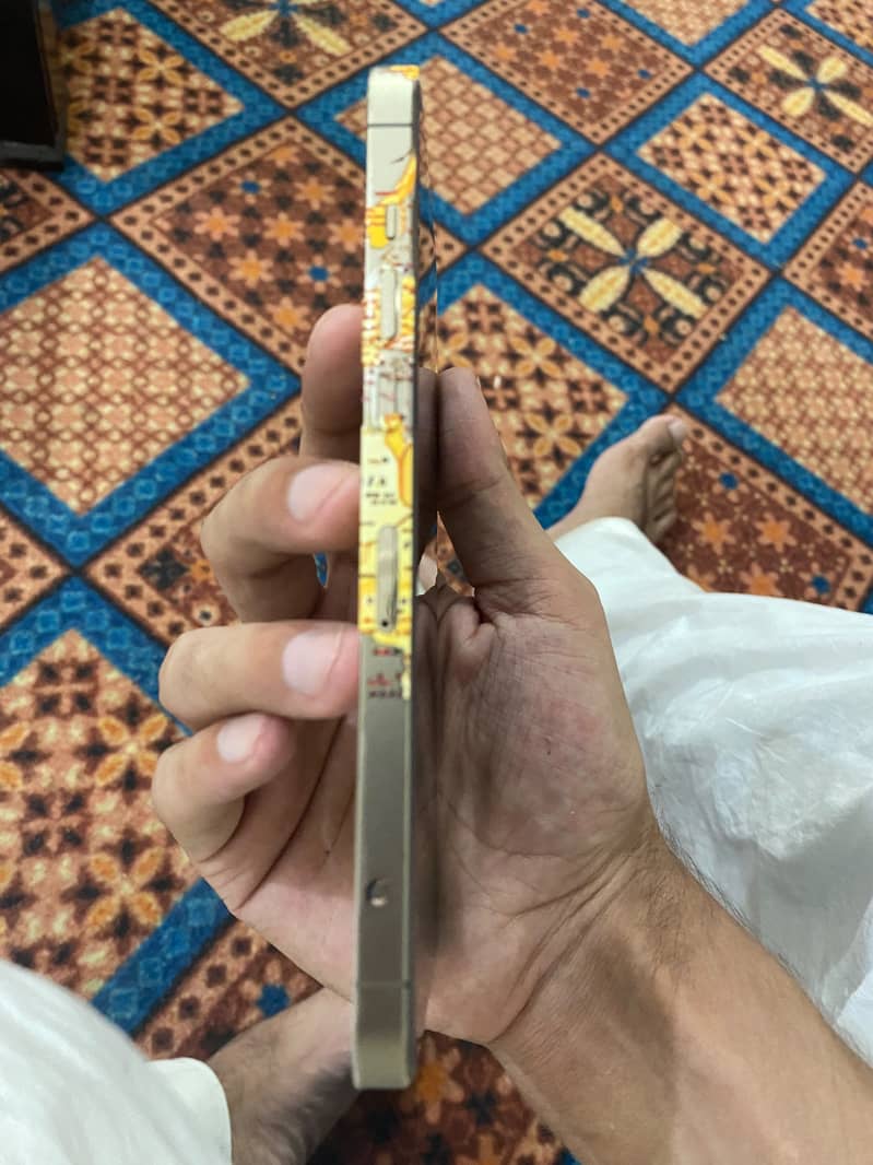 Apple iPhone 12 Pro Max 4