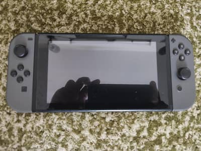 Used Nintendo Switch V2 (Non-jailbreak) + all accessories + 256GB SD