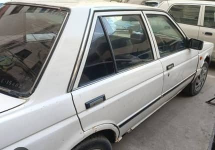 Nissan Sunny 1987