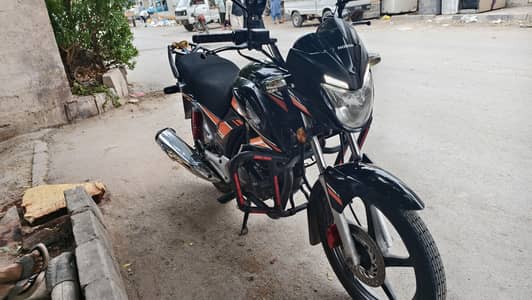 Honda CB 150 F