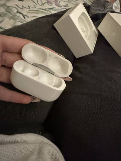 airpod pros 2nd gen case only