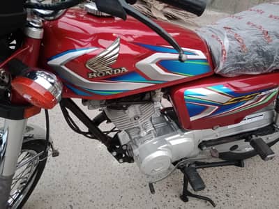 Honda 125 Hyderabad number 22 model