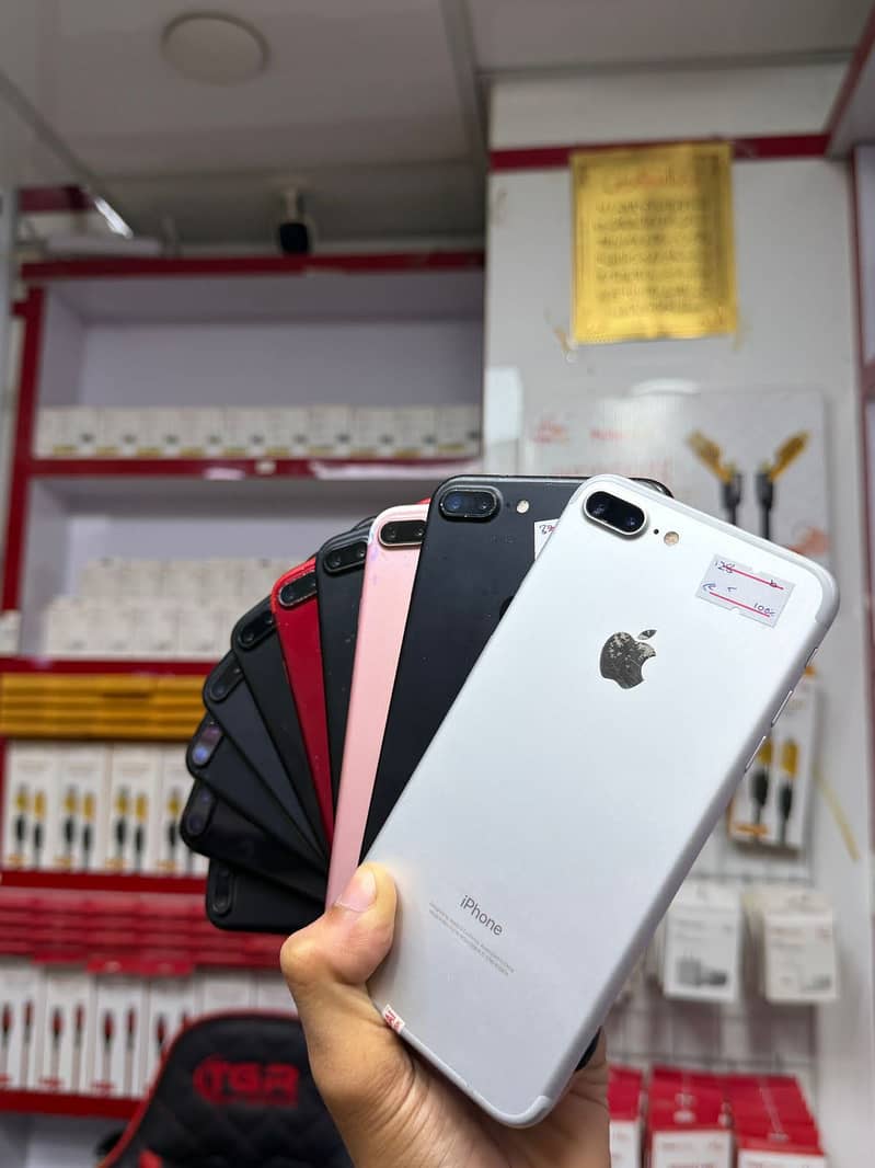 Apple iPhone 7 Plus 0