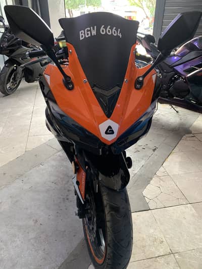 Kawasaki ninja 400 cc dual cylinder heavy bike