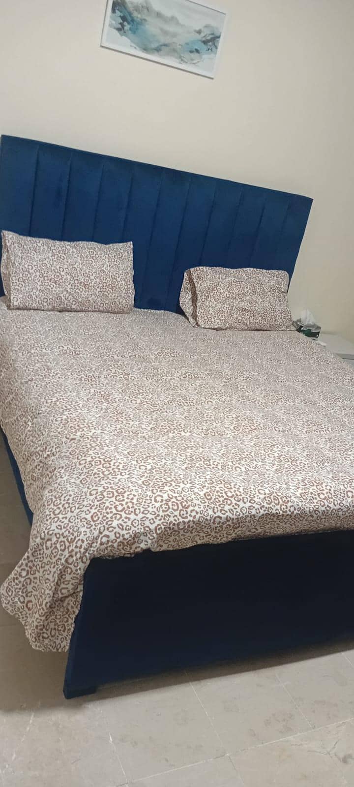 King Size Bed - Dining Table 6