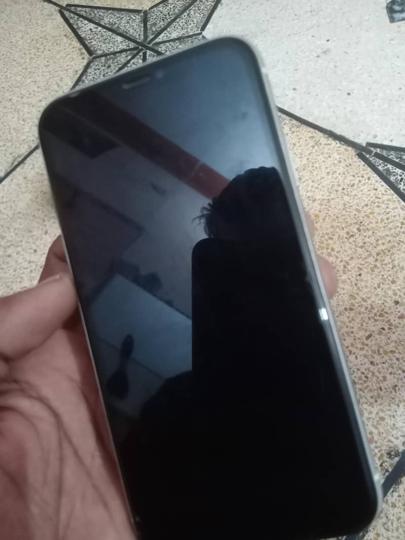 Apple iPhone 11 2