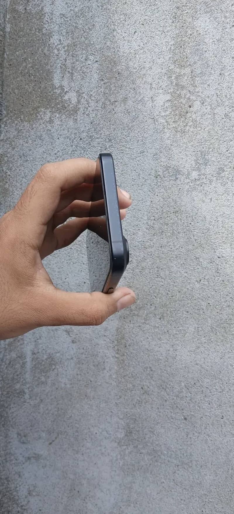 Apple iPhone 16 Plus 1