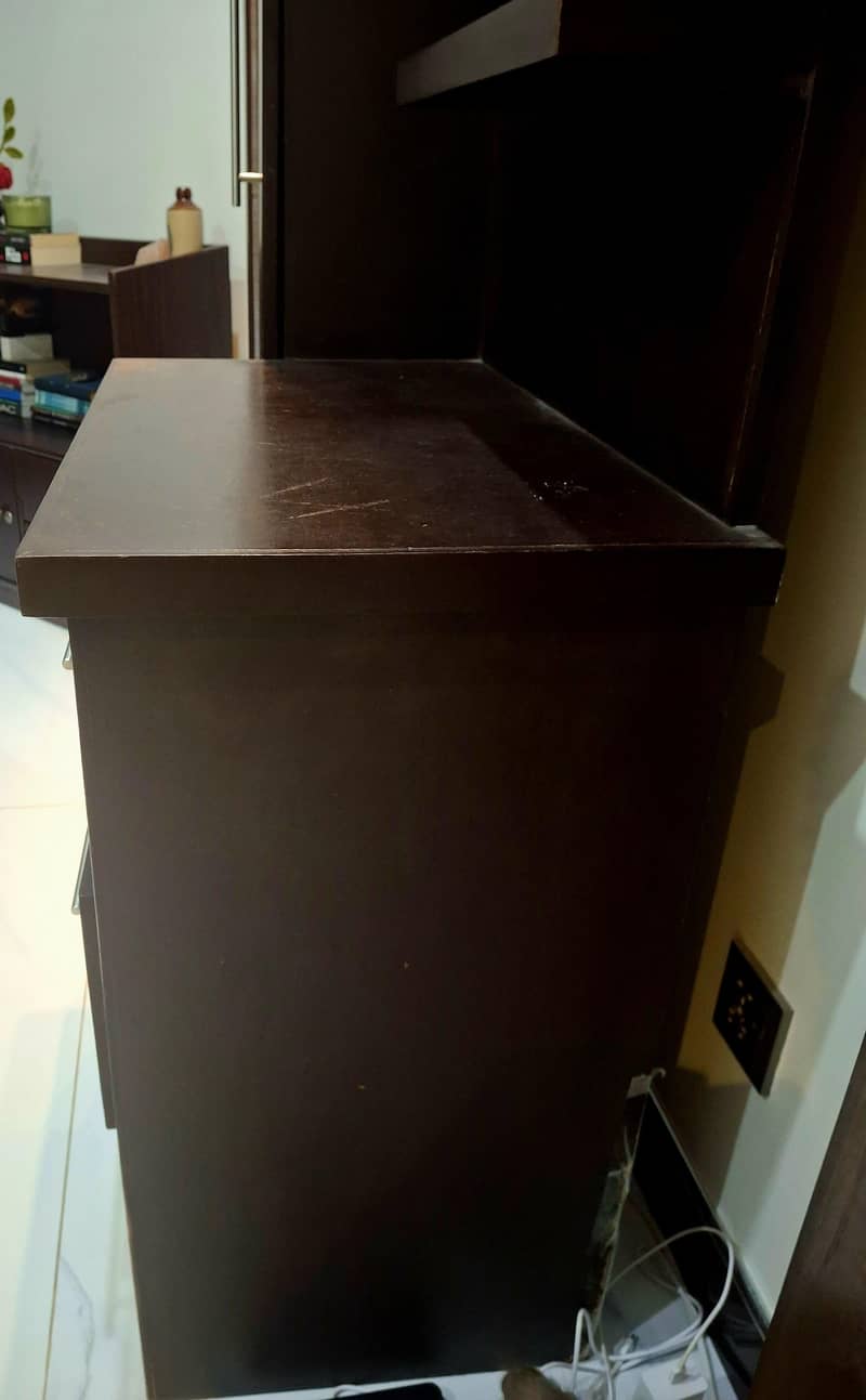 dressing table 1
