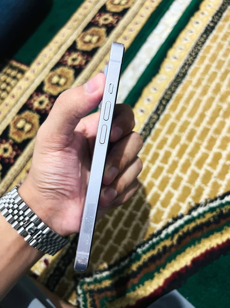Apple iPhone 14 1