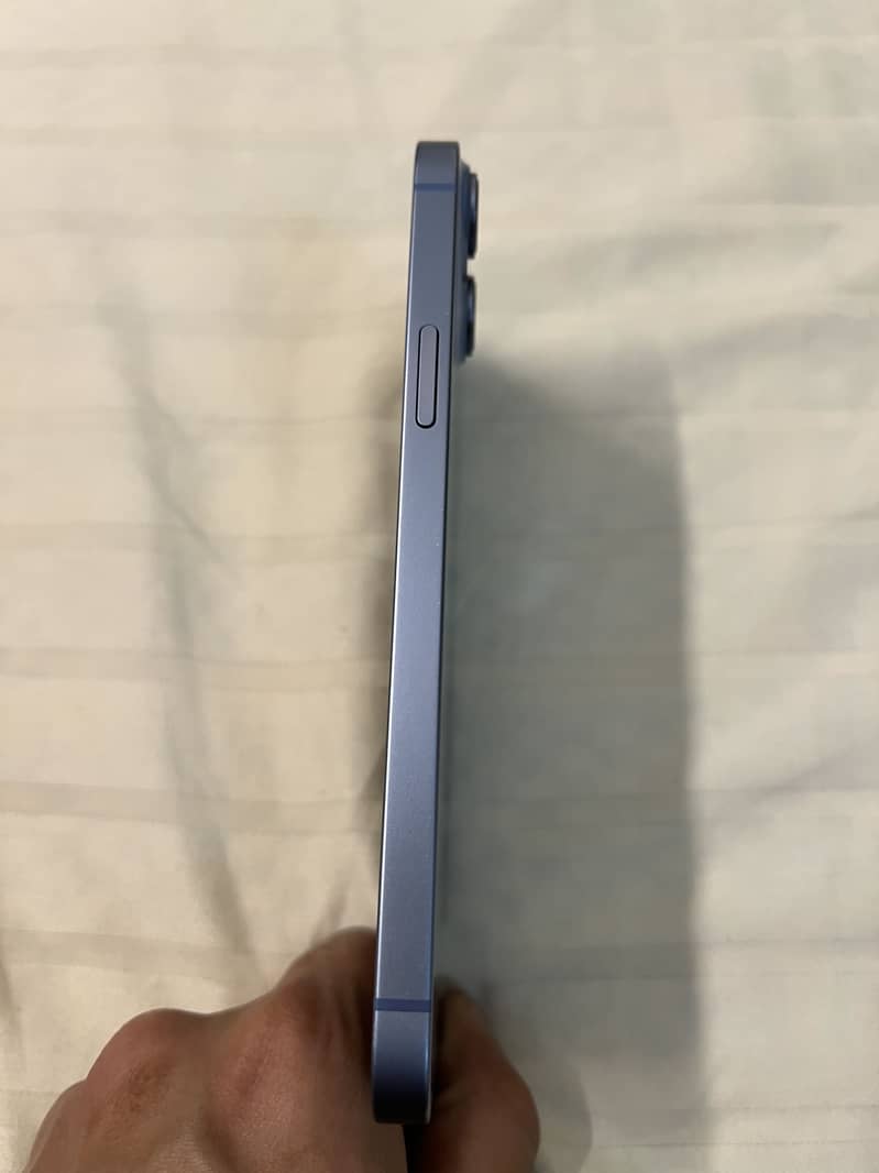 Apple iPhone 14 plus 4