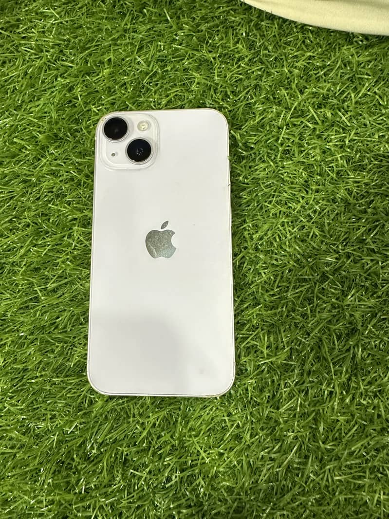 Apple iPhone 14 3