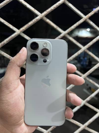 Apple iPhone 15 Pro