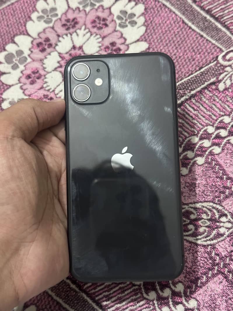 Apple iPhone 11 4