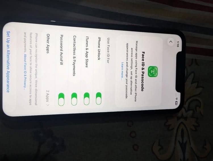 Apple iPhone 11 8