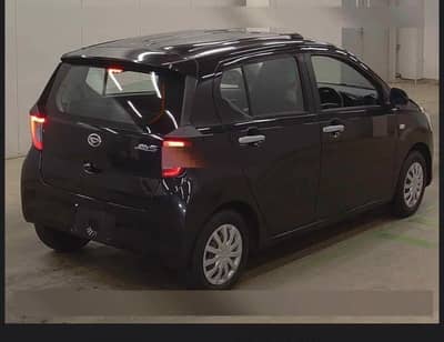 Daihatsu Mira 2022