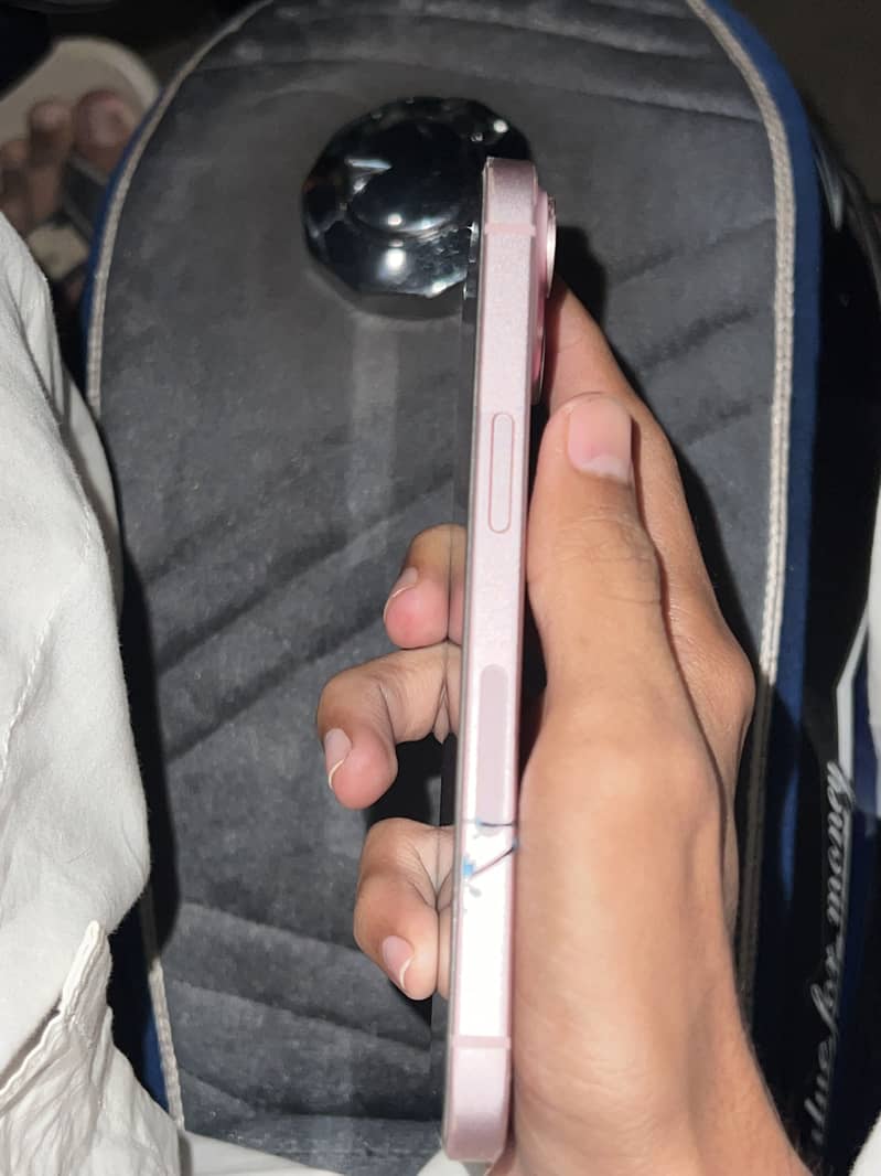 Apple iPhone 15 1