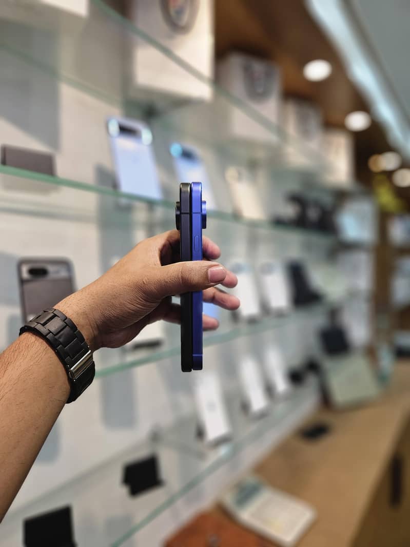 Google Pixel 10 2