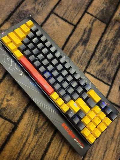 ReDragon Wireless Machenical Keyboard with RGB lights
