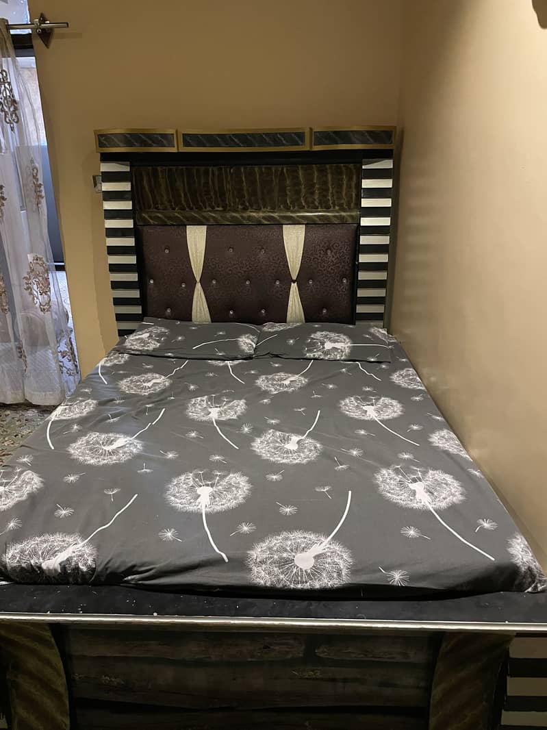 Double Bed with Dressing table 0