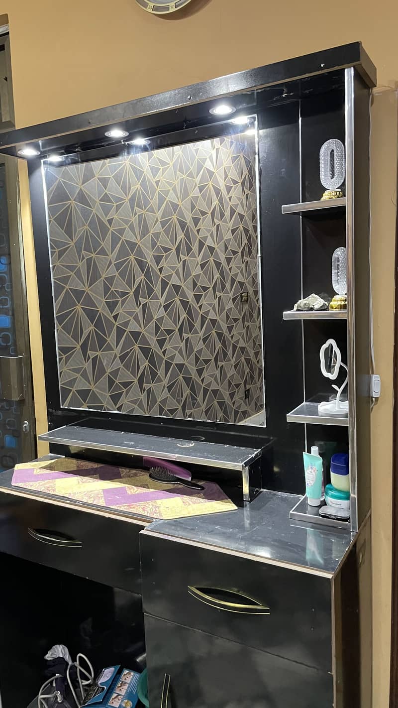 Double Bed with Dressing table 4