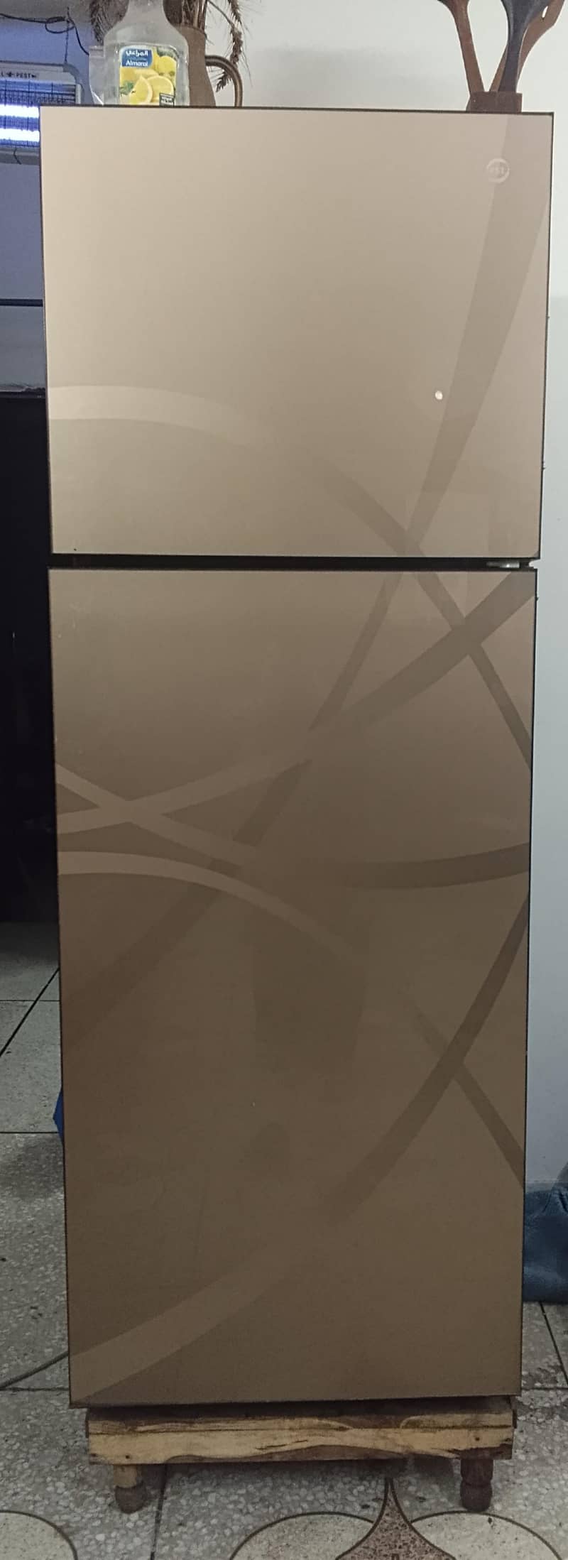 Refrigerator 0