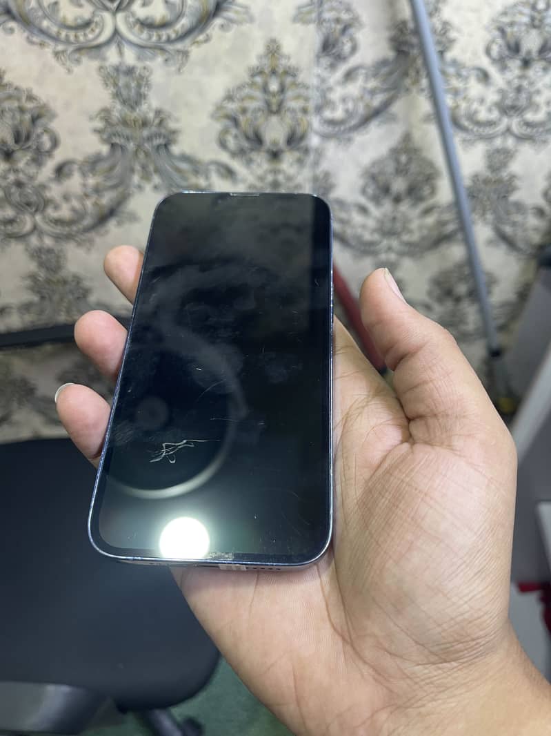 Iphone 13 pro 4
