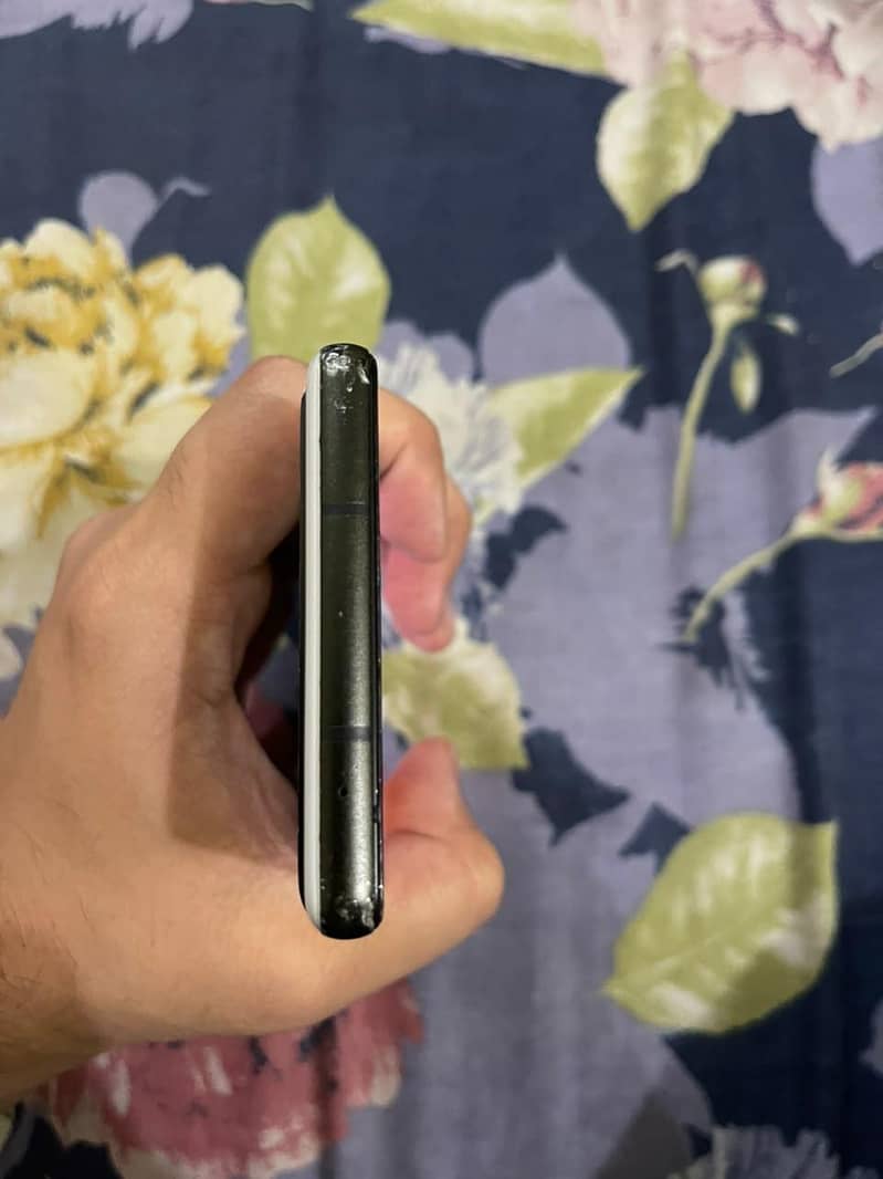 Google Pixel 6a 5