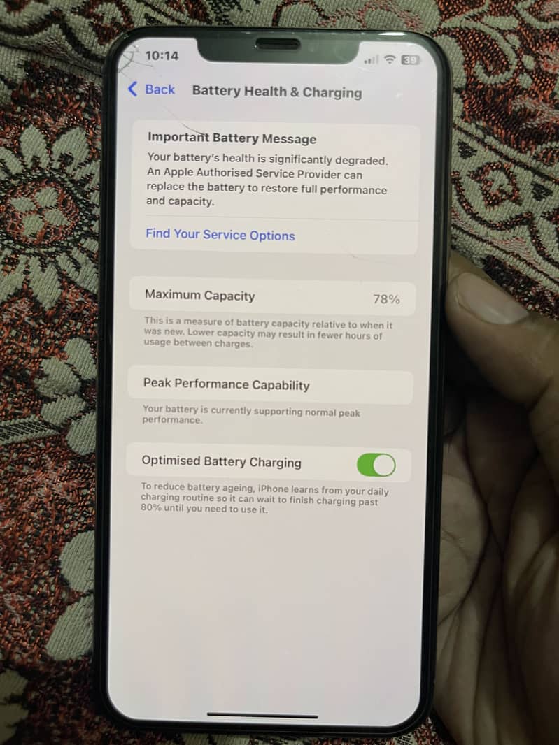 Apple iPhone XS Max 4