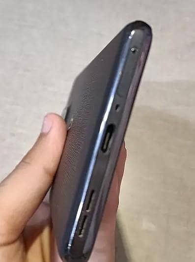 One Plus 10T 4