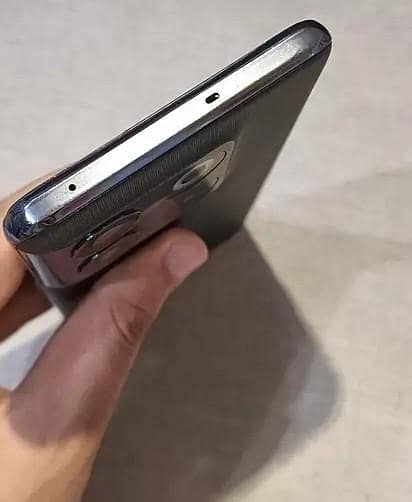 One Plus 10T 5