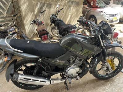 YBR 125 G