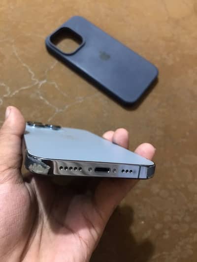 iPhone 13 Pro