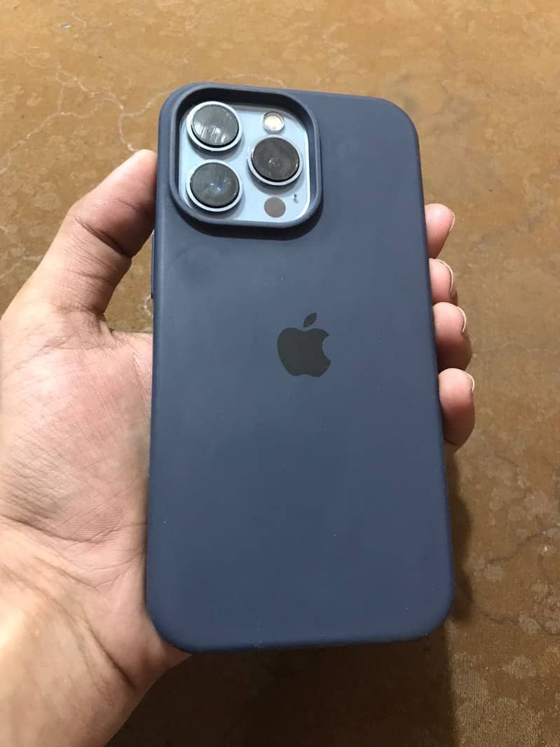iPhone 13 Pro 1