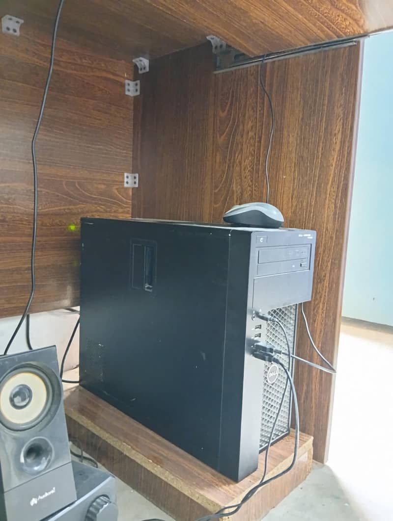 COMPUTER TABLE 2