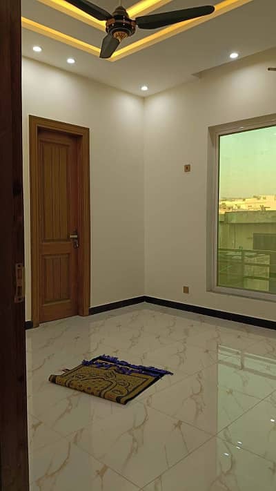 Brand new house available for rent in Royal orchard