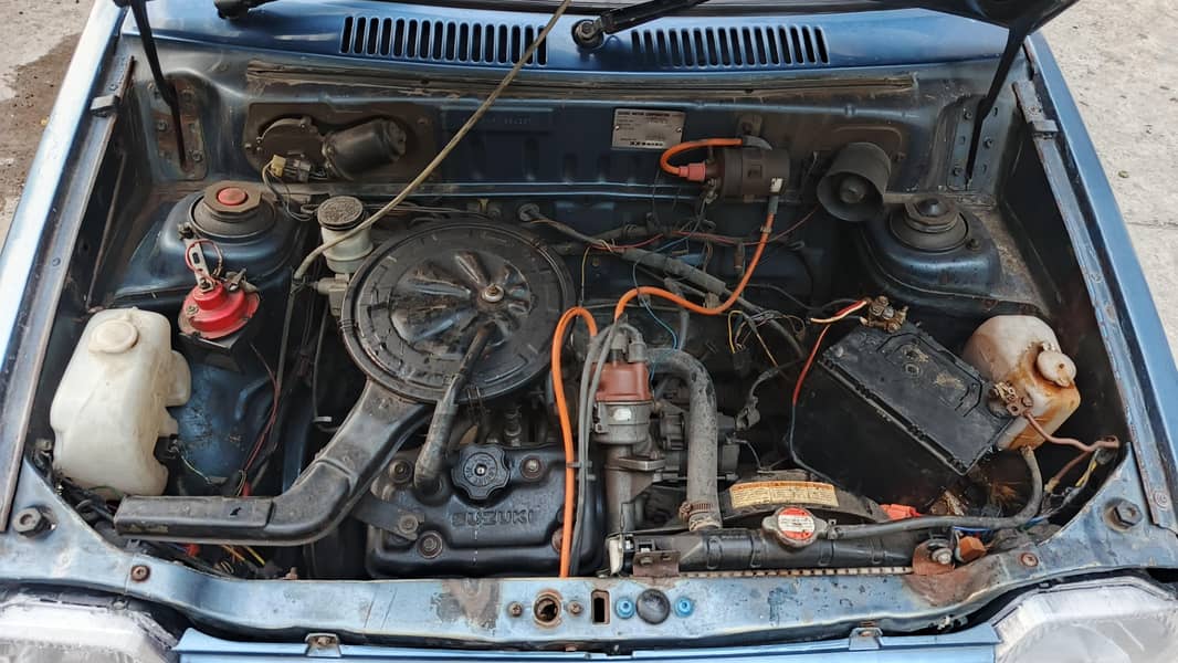 PERFECT DRIVE & MAINTAINED CAR 5