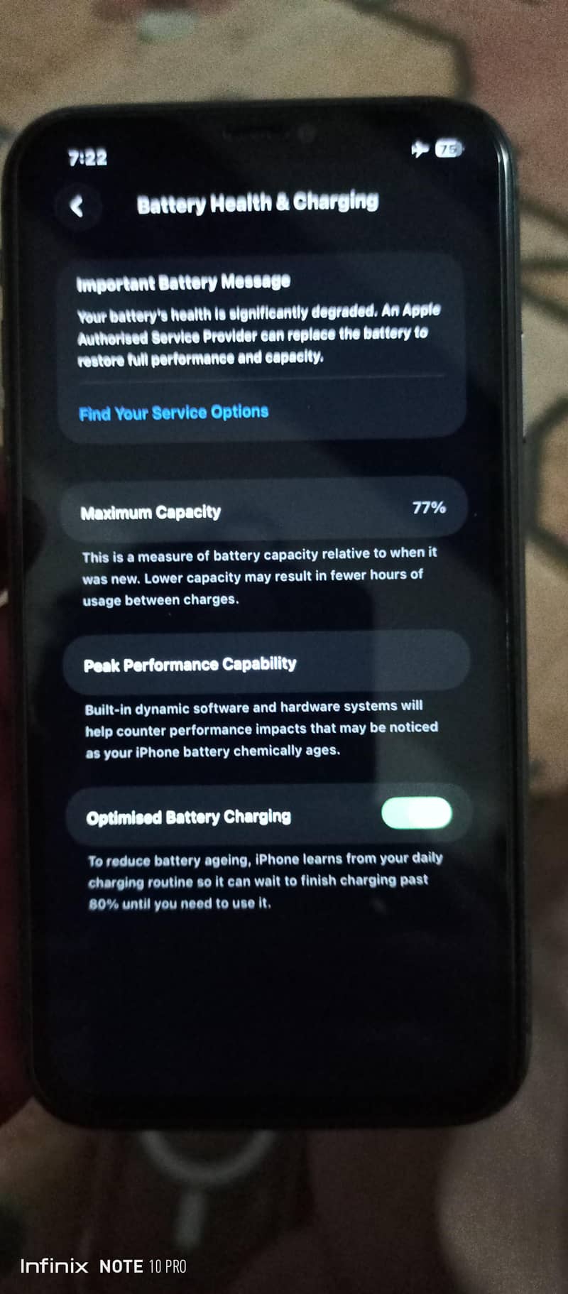 Apple iPhone 11 3