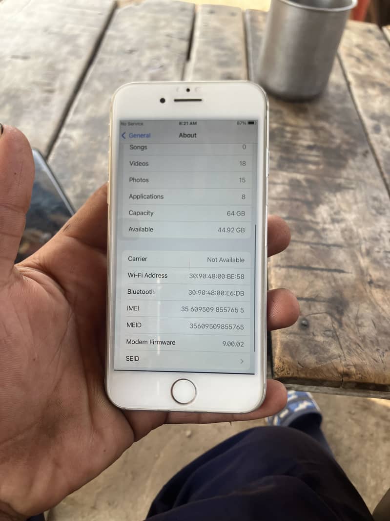 Apple iPhone 8 7