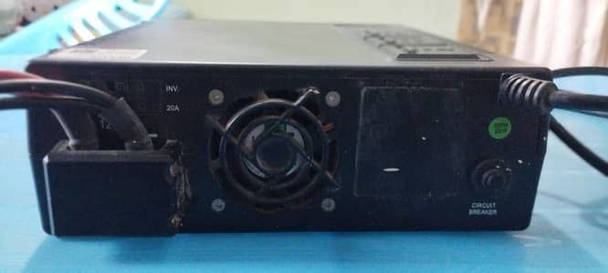 UPS Inverter Brand: DELUX Model: Smart Pro 5+5 Series