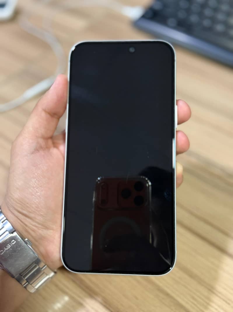 Apple iPhone 17 Pro Max 1