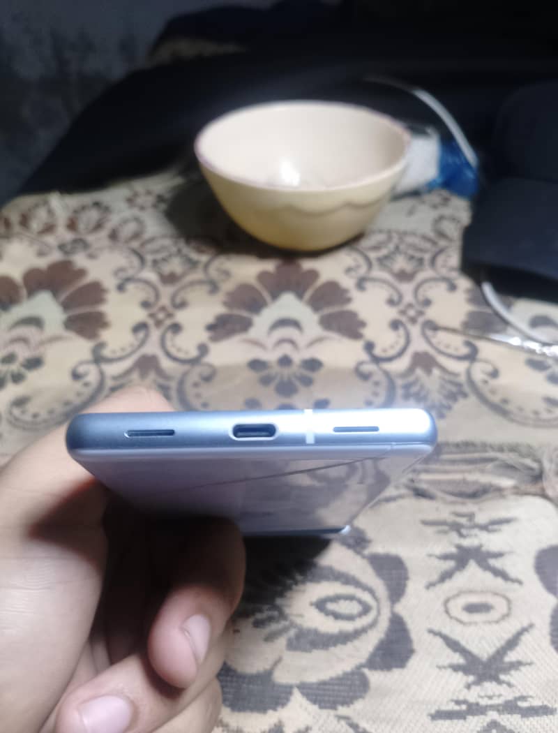 Google Pixel 7a 1