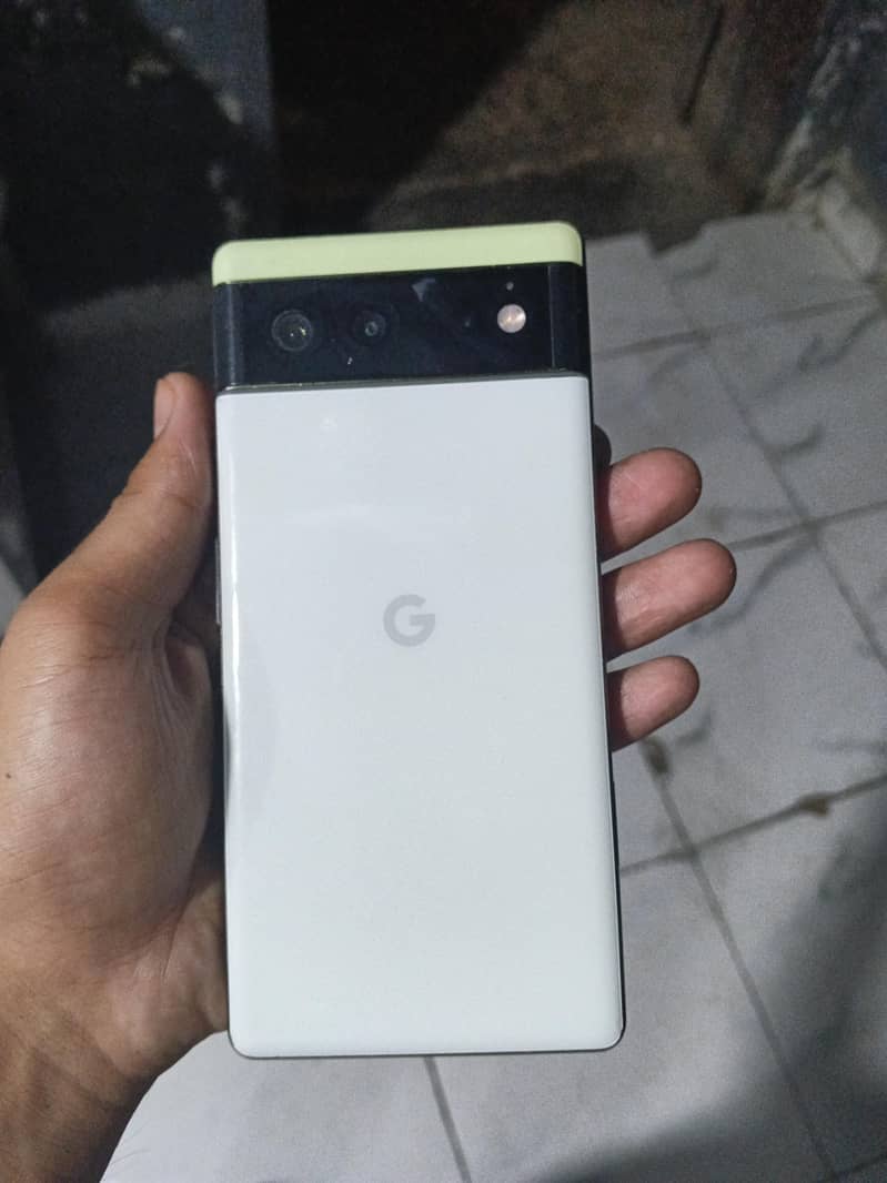 Google Pixel 6a 1